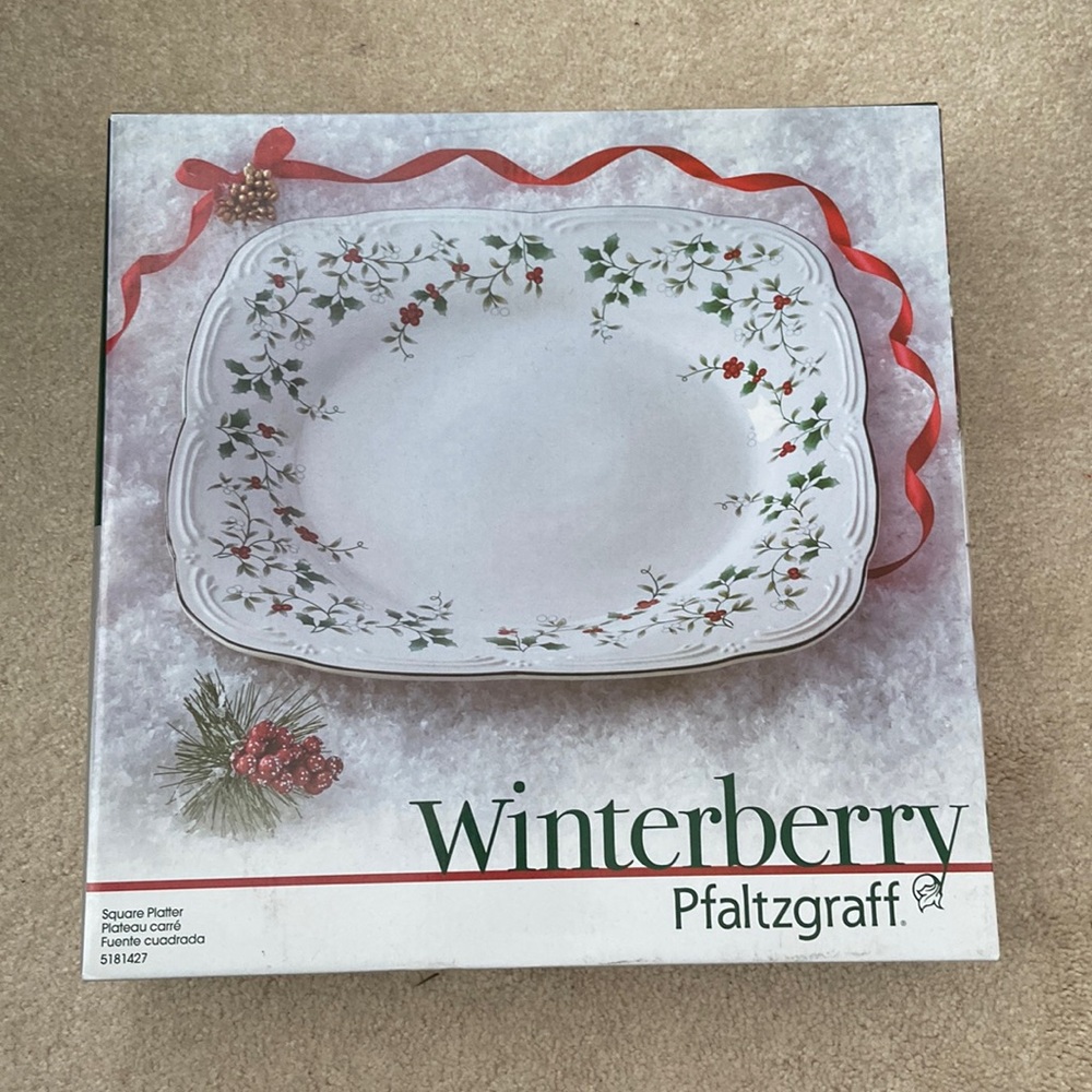 Winterberry Square Platter
